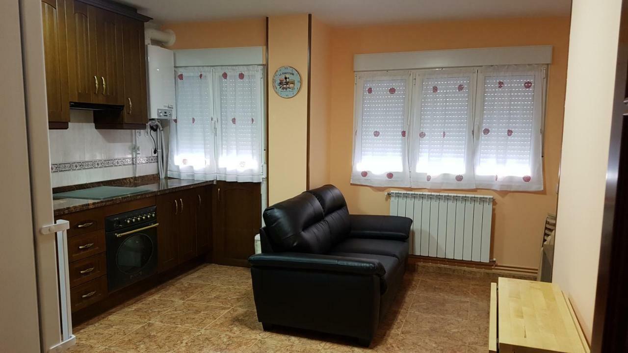 Апартаменты La Casa De Elena Хихон Экстерьер фото